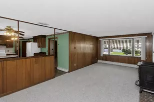20 Hendom Dr, Agawam, MA 01030 - Photo 11