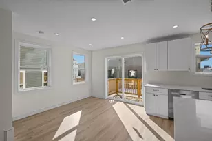 25 Lebanon St, Fall River, MA 02723 - Photo 9