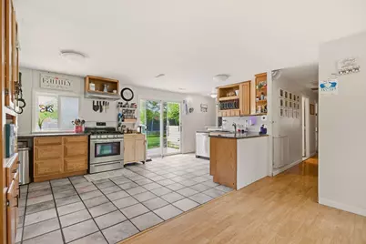 304 Bushee Road, Swansea, MA 02777 - Photo 3