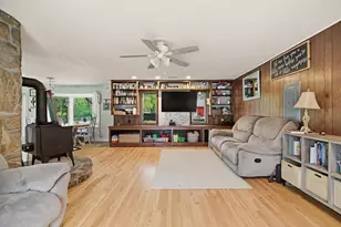 304 Bushee Rd, Swansea, MA 02777 - Photo 11