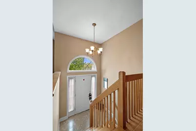 1 Bridle Path Rd, Lynn, MA 01904 - Photo 9
