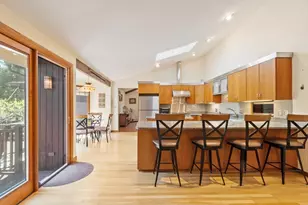 99 Beaver Rd, Reading, MA 01867 - Photo 5