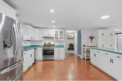 17 Unicorn Circle, Amesbury, MA 01913 - Photo 9