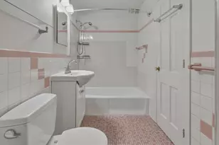 61 Marlborough St, Boston, MA 02116 - Photo 11