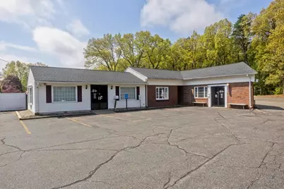 417 Montgomery St, Chicopee, MA 01020 - Photo 15