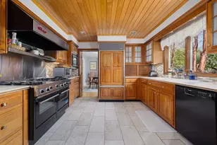 34 Colonial Way, Dartmouth, MA 02747 - Photo 5
