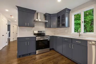 53 Highland St, Walpole, MA 02081 - Photo 9