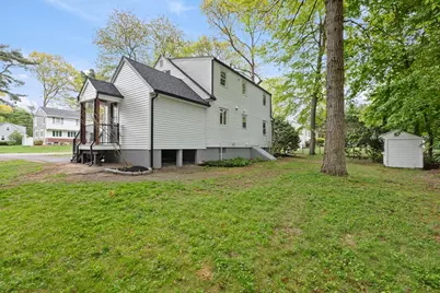 53 Highland St, Walpole, MA 02081 - Photo 5
