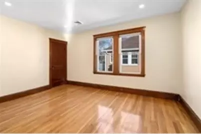 19 Winter St #2, Medford, MA 02155 - Photo 9