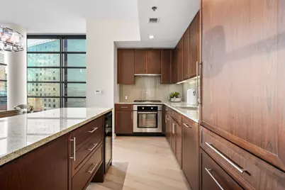 580 Washington St #PH3, Boston, MA 02111 - Photo 7