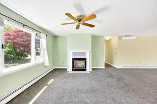 33 Thatchers Ln, Falmouth, MA 02536 - Photo 5