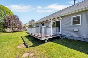 33 Thatchers Ln, Falmouth, MA 02536 - Photo 25