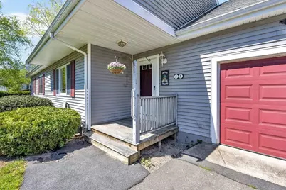 33 Thatchers Ln, Falmouth, MA 02536 - Photo 3