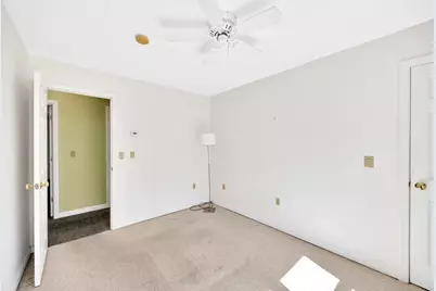 33 Thatchers Ln, Falmouth, MA 02536 - Photo 13