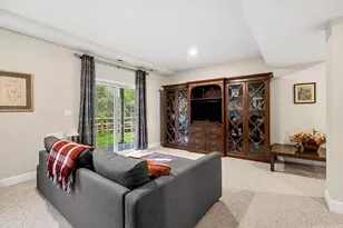 36 C Seven Springs Ln, Burlington, MA 01803 - Photo 25