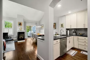 36 C Seven Springs Ln, Burlington, MA 01803 - Photo 11