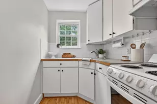 9 Dexter St, Malden, MA 02148 - Photo 19