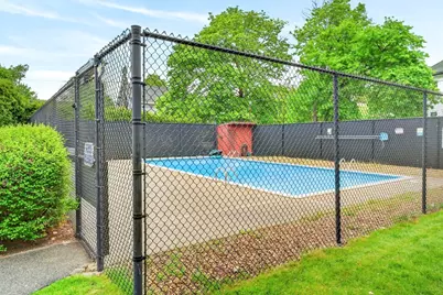 9 Dexter St #4, Malden, MA 02148 - Photo 27
