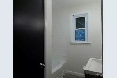 1159 Middlesex St, Lowell, MA 01851 - Photo 9