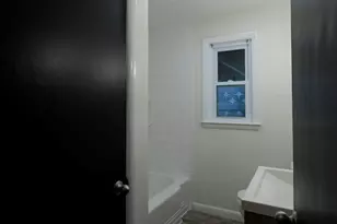 1159 Middlesex St, Lowell, MA 01851 - Photo 9