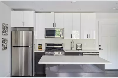 317 Belgrade Ave #407, Boston, MA 02131 - Photo 11