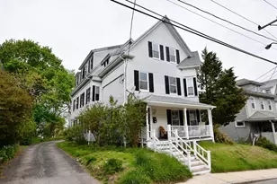 19 Clyfton St, Plymouth, MA 02360 - Photo 1