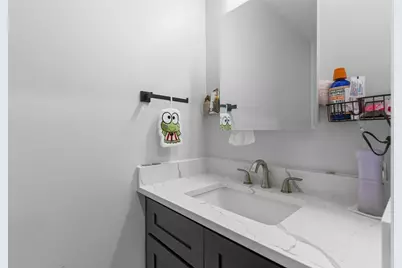 50 Desmoines Rd #H1, Quincy, MA 02169 - Photo 11
