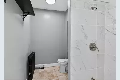 253 Oak St, Holyoke, MA 01040 - Photo 23