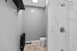 253 Oak St, Holyoke, MA 01040 - Photo 23