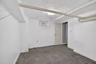 253 Oak St, Holyoke, MA 01040 - Photo 11