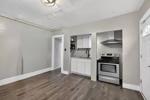 253 Oak St, Holyoke, MA 01040 - Photo 21