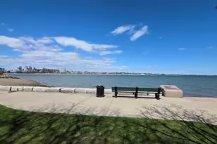 25 S Point Dr, Boston, MA 02125 - Photo 11