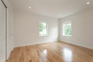 15 Cotting St, Medford, MA 02155 - Photo 9