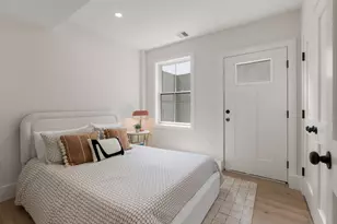326 Lowell St, Somerville, MA 02145 - Photo 11