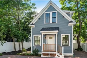 326 Lowell St, Somerville, MA 02145 - Photo 1