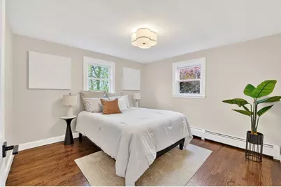 7 Franklin St, Boston, MA 02136 - Photo 23