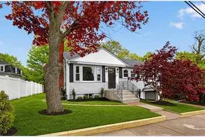 7 Franklin St, Boston, MA 02136 - Photo 3