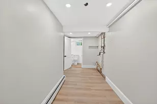 7 Franklin St, Boston, MA 02136 - Photo 29