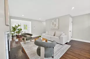 7 Franklin St, Boston, MA 02136 - Photo 5