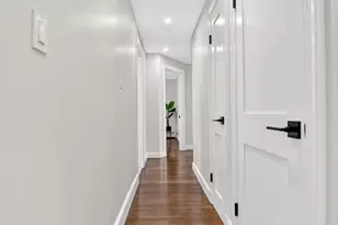 7 Franklin St, Boston, MA 02136 - Photo 17