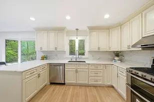 29 Dewey Rd, Lexington, MA 02420 - Photo 5