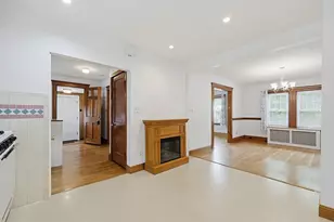 86 Hawthorne St, Boston, MA 02131 - Photo 17