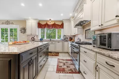 21 Clover St, Belmont, MA 02478 - Photo 7
