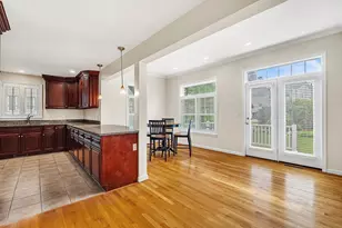17 Russell Rd, Framingham, MA 01702 - Photo 5