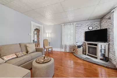 29 S Bow Street, Milford, MA 01757 - Photo 5