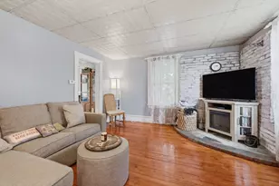 29 S Bow St, Milford, MA 01757 - Photo 5