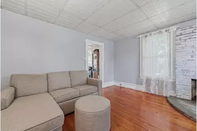 29 S Bow Street, Milford, MA 01757 - Photo 7