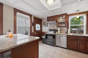 29 S Bow St, Milford, MA 01757 - Photo 9