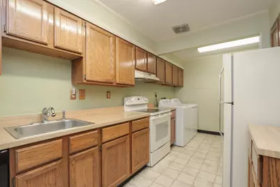 125 Greenwood Ter #125, Chicopee, MA 01022 - Photo 11
