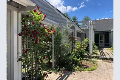 39 Kings Grant Rd, Weston, MA 02493 - Photo 3